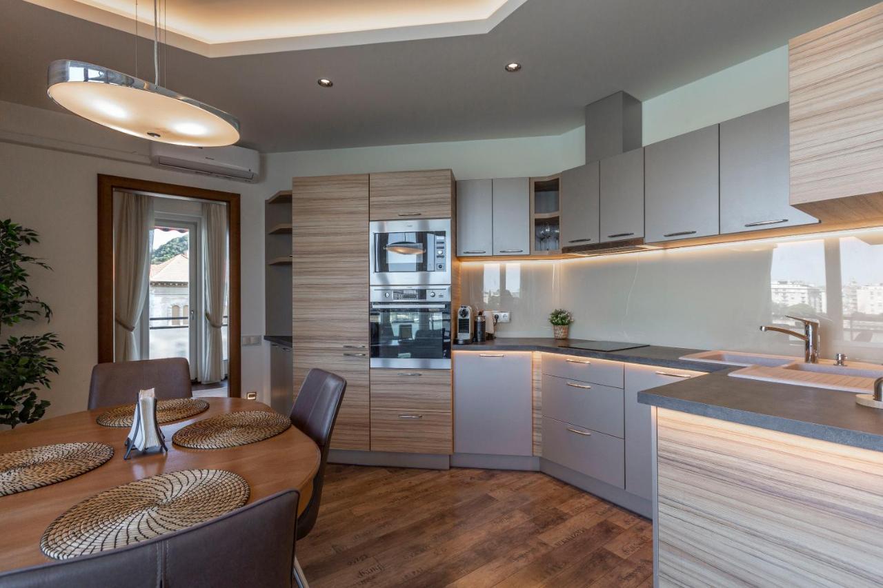 Luxury Residence With A Beautiful View For The Danube River Budapest Luaran gambar