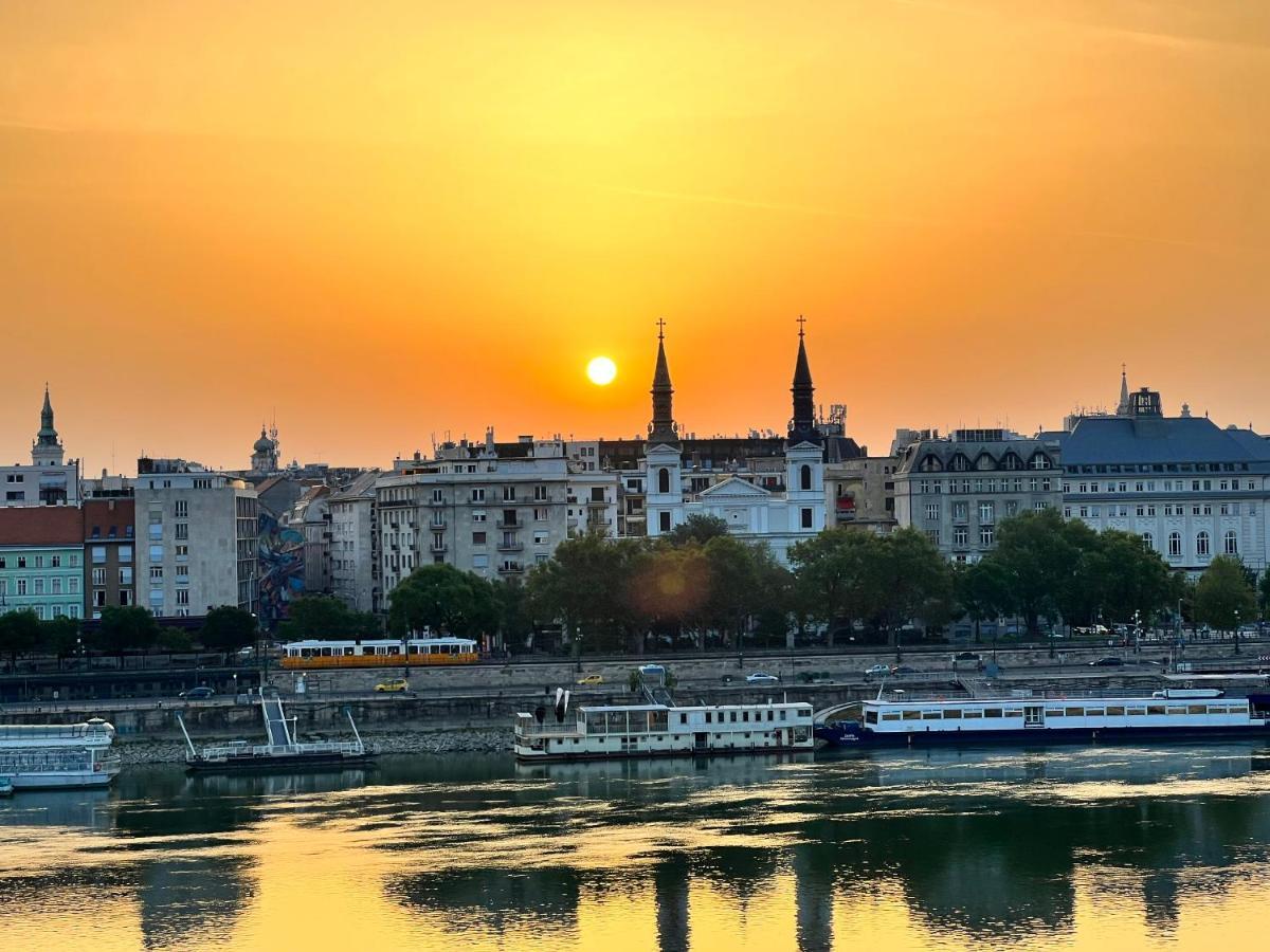Luxury Residence With A Beautiful View For The Danube River Budapest Luaran gambar